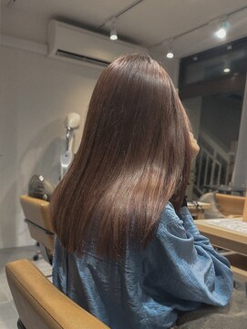 クラップス 上大岡(CLAPS) 暖色ベージュ/透明感ブラウン/ストレート/艶カラー【1ブリーチ】