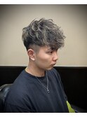 癖毛を活かすスペインカール風スタイル