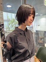 ヘアーアンドメイク ビス(HAIR&MAKE bis) レディースショートウルフカット☆【多田華歌】