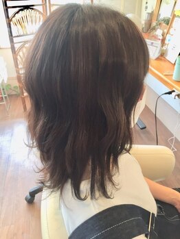 プリマヴェーラ(Primavera)の写真/《ノンジアミンカラー》取扱いサロン◎髪や頭皮に優しいカラー剤を使用し、綺麗な発色と艶のある仕上がり♪