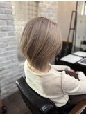 ホワイトベージュ