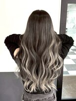 シエラ 心斎橋(CIERA.)&nbsp;イメチェンホワイトブロンドハイライト セミロング