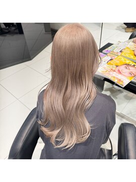 アヴァンス イオンモール和歌山店(AVANCE) 〇ミルクティーベージュ〇【西澤琴音】