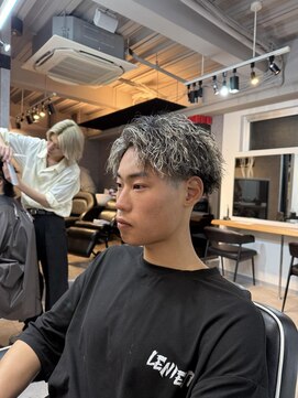 ヴィ 大宮(Vii) 大宮/カット/短髪/毛流れ/センターパート