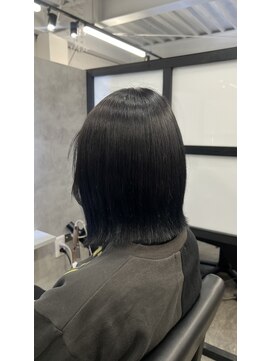 シアン(CYAN) blue black