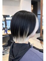 カットカットカットヴェンティ(Cut!Cut!Cut!VENTI)&nbsp;コントラストが映えるインナーカラー×ショートボブ