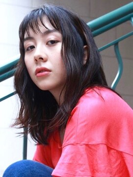 エムスラッシュ センター南(M.SLASH) 【M.SLASH】ナチュラルカラーのくせ毛風セミディ