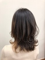 トキ(TOKI) ふんわりレイヤースタイル