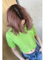 オンヌ(onnu)&nbsp;根元暗めのピンクベージュカラー