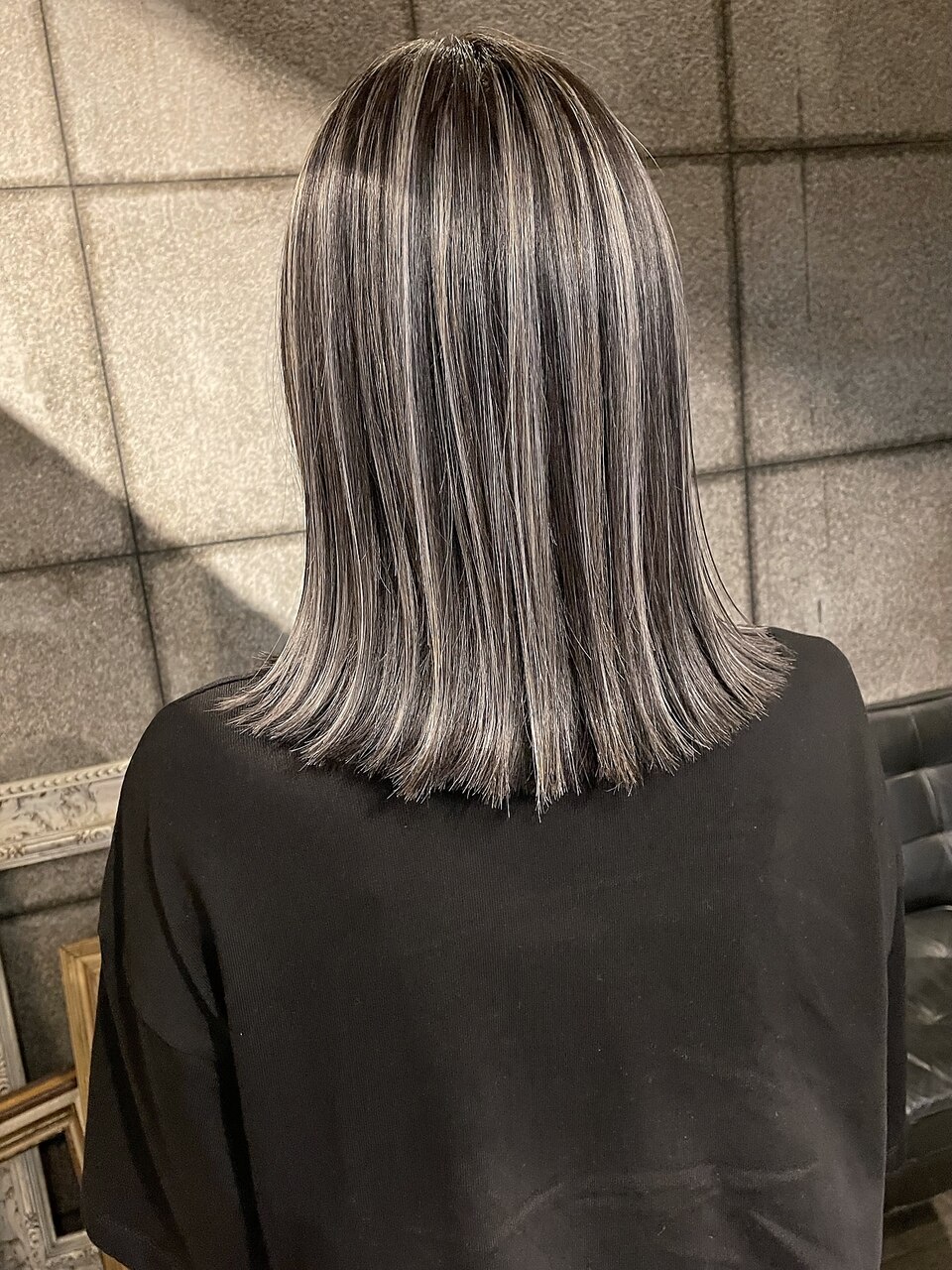 2023年夏】ハイライトカラーの髪型・ヘアアレンジ|人気順