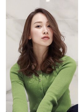 キャリ(CALI) 巻き髪レイヤースタイル田町・三田・美容室・平林