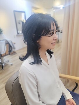 アバント(avant) 大人可愛いスイングカールミディアム