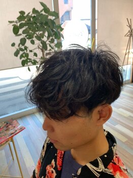 スパイ ヘアー(spy hair)の写真/カジュアルでもビジネスでも誰よりもかっこよくキメたい方はぜひお越しください！