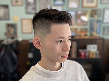 ディーアイジーカットクラブ(DiG CUT CLUB)の写真/《DiG CUT CLUB》で、理想のスタイルを一緒に作りませんか？men's onlyで相談しやすいリラックスした空間◎