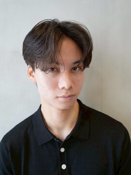 ニコ トウキョウ ロジック(nico TOKYO Logic) フェザーパーマニュアンスパーマメンズセンターパート襟足あり