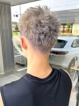 ナンバー(number+) 王道メンズショート☆無造作スパイカーショートホワイトシルバー