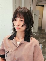 ストレータ バイ マリオ(Strata by mario)&nbsp;オン眉姫カットミディアムウルフ