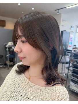 エトワールプラス 顔周りレイヤーボブ