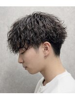 ブラン 池袋(BLANC)&nbsp;シャドウパーマ【簡単束感】