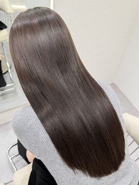 ウィーニード 名古屋(WENEED) まとまりのある美髪ロング