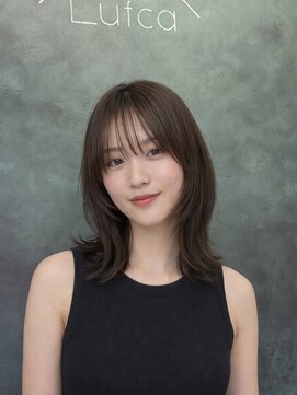 ルフカ(Lufca) ナチュラル外はねミディアムレイヤー