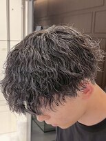 グロップ 町田(GLOP)&nbsp;無造作束感メンズ波巻きパーマ