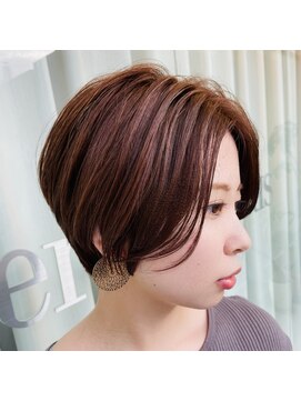 アトリエJD パリ 大通店(Atelier JD PARIS) 長めバング × ショートスタイル