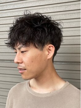 シュクセ(succes)の写真/【西鉄香椎駅徒歩20秒】《カット+パーマ/師玉指名¥7000》自分でセットしやすいスタイル提案が得意◇