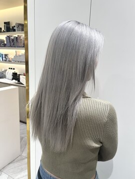 ゼスト フィーノ(ZEST fino) ロングレイヤーカット＋ホワイトカラー/立川