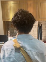 リボーン ビューティー リゾート 松戸店(re-born Beauty Resort)&nbsp;アッシュブラックベリーショートウルフカルマパーマ