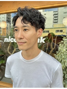 ニコトランク(nico trunk) 【nico□trunk】ビジネスシーンにも。大人パーマ