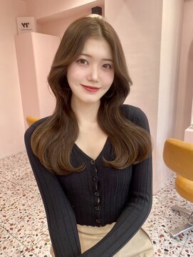 ボタン シブヤ(VOTAN SHIBUYA) ベージュ/韓国ヘア/渋谷/レイヤー/顔まわり/前髪