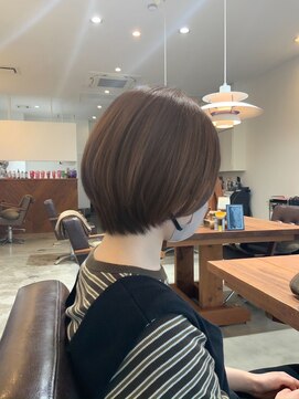 サロンドボーテ アミ(ami) まるみショート
