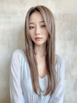 アヘッド(ahead)の写真/流行のトレンドカラーは全国でも数少ない“ヘアケアマイスター”の資格を持つ【ahead】にお任せください☆