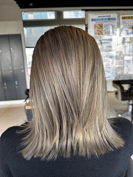 レイフィールド 長嶺店(RAY Field) くびれミディアム×ハイトーングレージュ