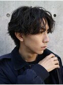 波巻きスパイラルシャドウパーマセンターパートツーブロック