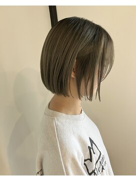 リゲル 加古川(Rigel) あごラインのボブ/アッシュ/ベージュ