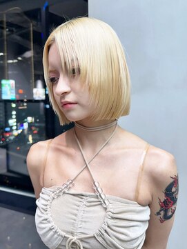 アルバム 銀座(ALBUM GINZA) 美髪ホワイトグレージュショートボブ_ba540483