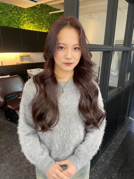 ヴィオラカラー(VIOLLA COLOR) 顔まわりレイヤー×韓国へア/小倉