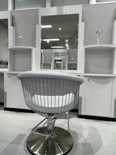 日々の忙しさを忘れて”心も髪も”満たされる、あなたのための特別な時間をご提供させていただきます