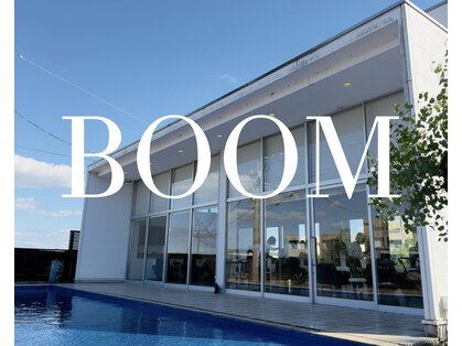 ブーム(BOOM)の写真