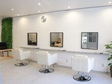 ロイ(Loy)の雰囲気（明るくて清潔感のある店内で、心地良くヘアカラー◎）