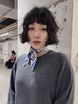 ロジ(loji) フレンチボブと、大人girlyパーマヘア