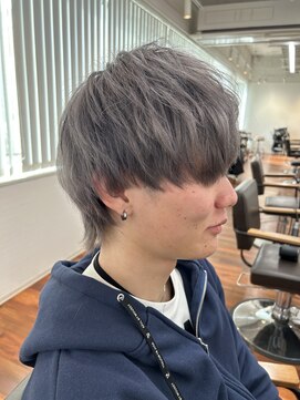 グランルッソ 岡山駅前(GRAN LUSSO) メンズ×シルバー