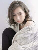 リア(LIAH) 【LIAH】レイヤーボブ/色素薄めグレージュ/コテ巻き風パーマ
