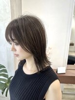 ノーマン(norman)&nbsp;レイヤー/くびれ/大人ミディアム/30代/40代
