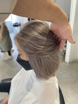 ジーナ 北千住ミルディス通り(Zina) 髪質改善*海外デザイン微コントラスト【Zina北千住ミルディス】