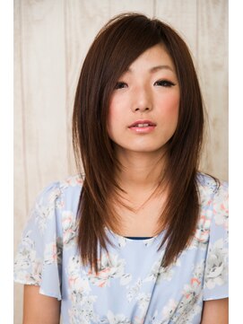 クラシコ ヘアー(CLASSICO hair) ストレートヘアー