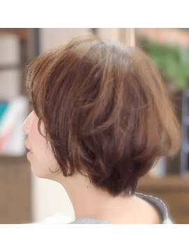 ヘアーサロン カシータ(Hair Salon CASITA) 『ばっさりショートボブ』　動画★有