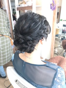 ロカット サロン(Roquat Salon) ミディアム結婚式アップアレンジ【ヘアアレンジ 立川/立川南】